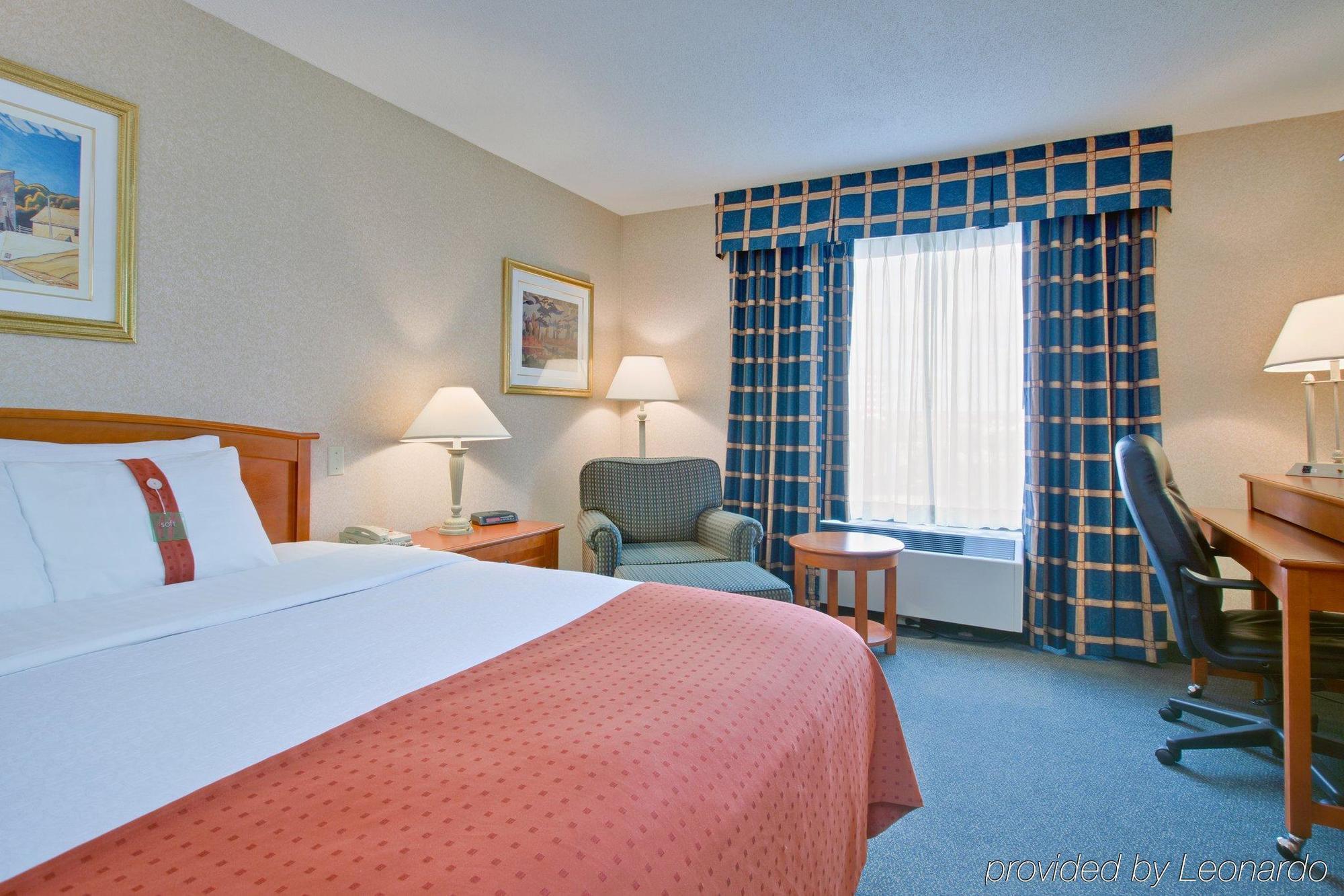Отель Doubletree By Hilton Halifax Dartmouth Экстерьер фото